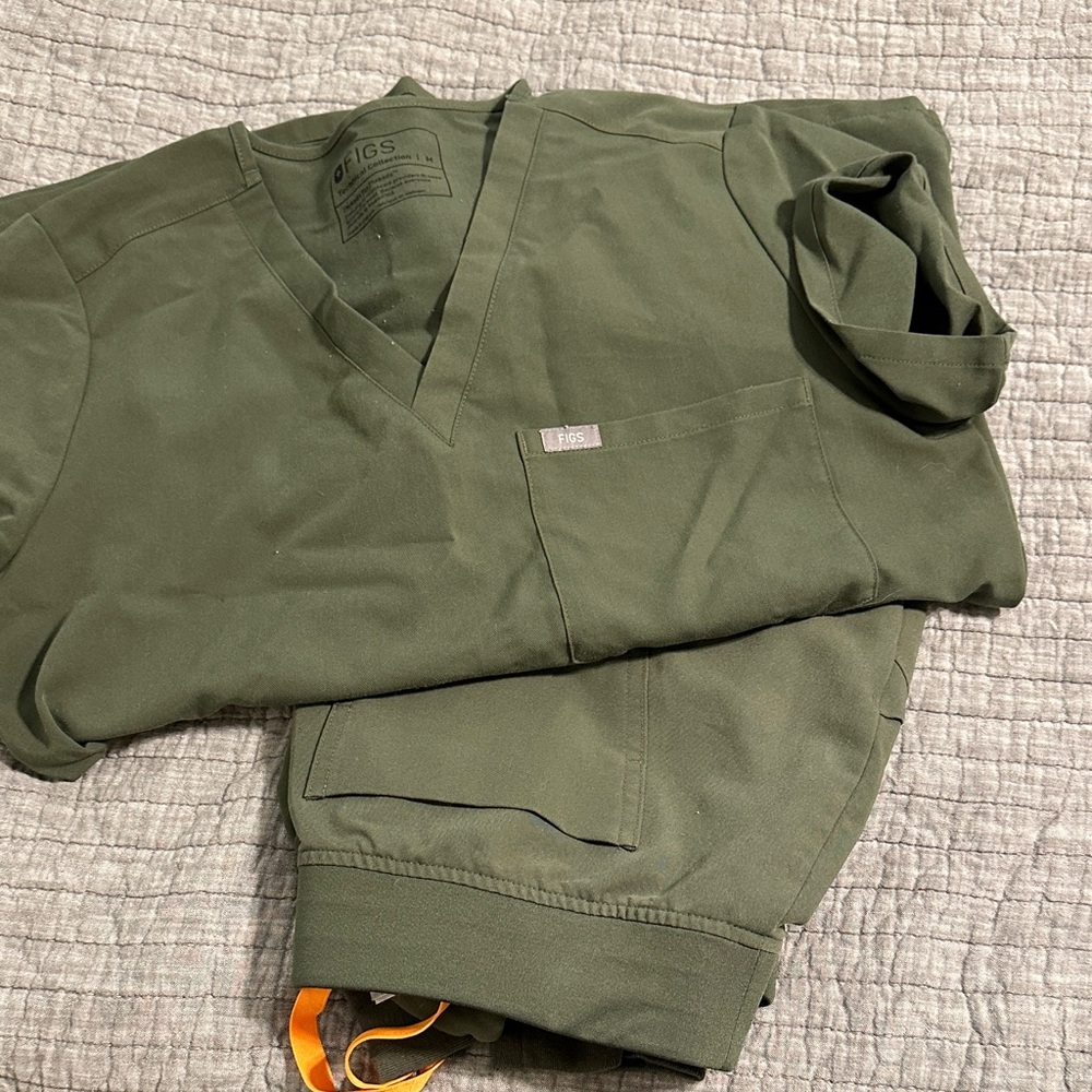 Figs Dark Green Joggers
